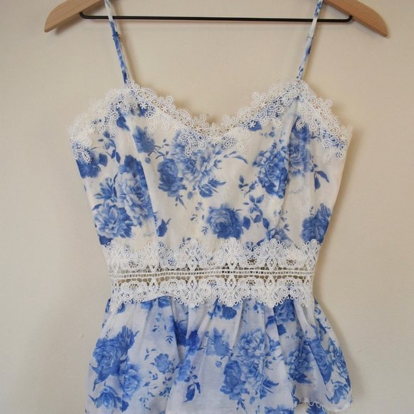 V. CHAPMAN The Daffodil Dress in French Floral Blue - Picture 7 of 16